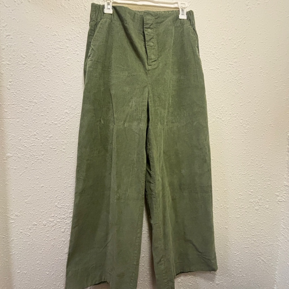 PACT Modern Corduroy Wide Leg High Waist Pant in Olive Women's Size Large